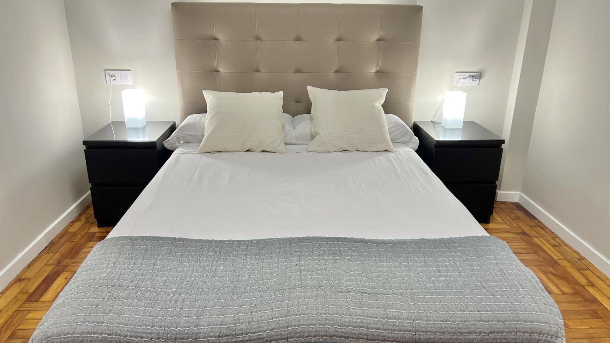 Apartament Vetusta Nest Oviedo Zewnętrze zdjęcie